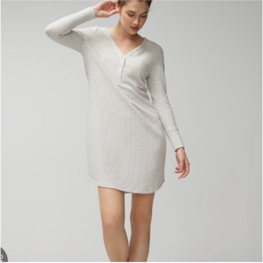 Soma Sleep Shirt Womens Small Gray Thermal Waffleknit Henley Long Sleeve Pajama